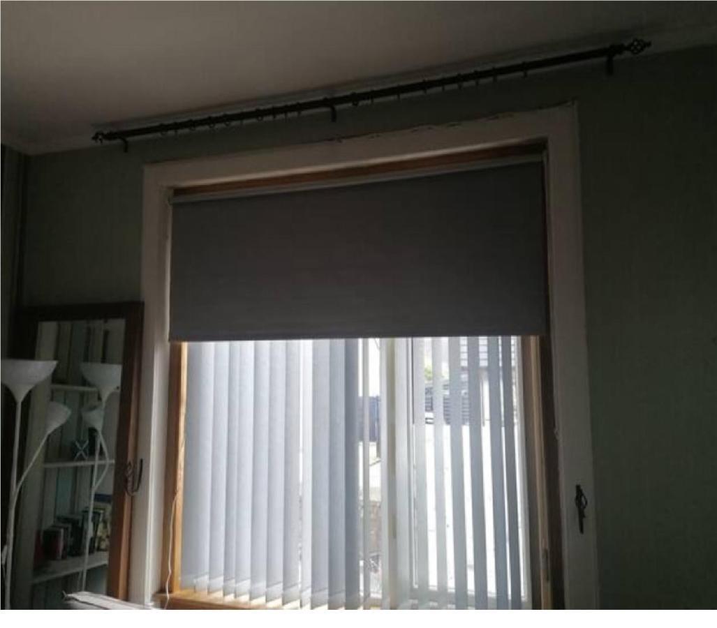 1 Bed In The Outskirts Of Edinburgh, Free Wifi & Street Parking, Self-Catering Apartment Broxburn Exterior foto